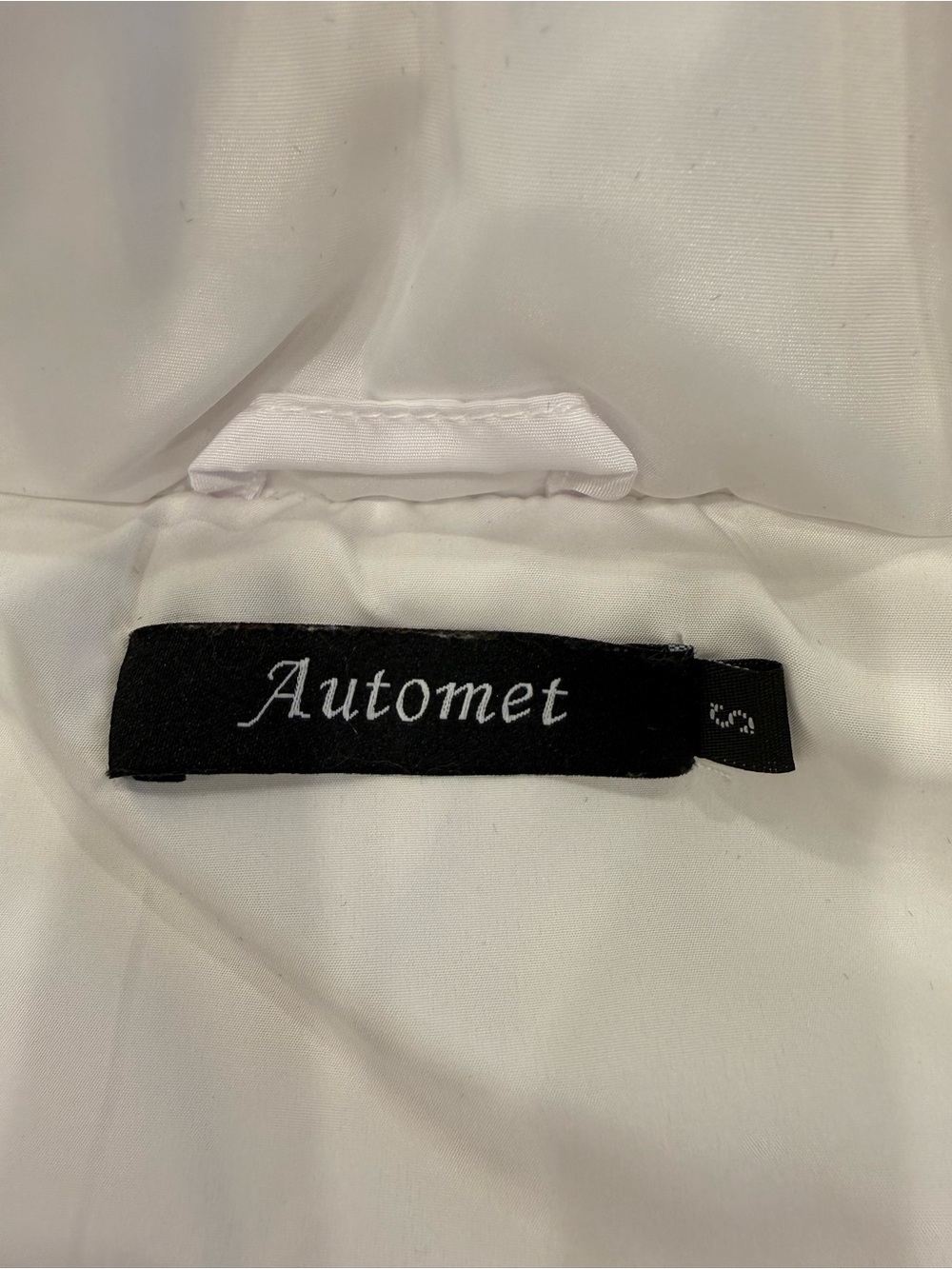 Women's White Quilted Puffer Vest with High Collar - Picture 3 of 5